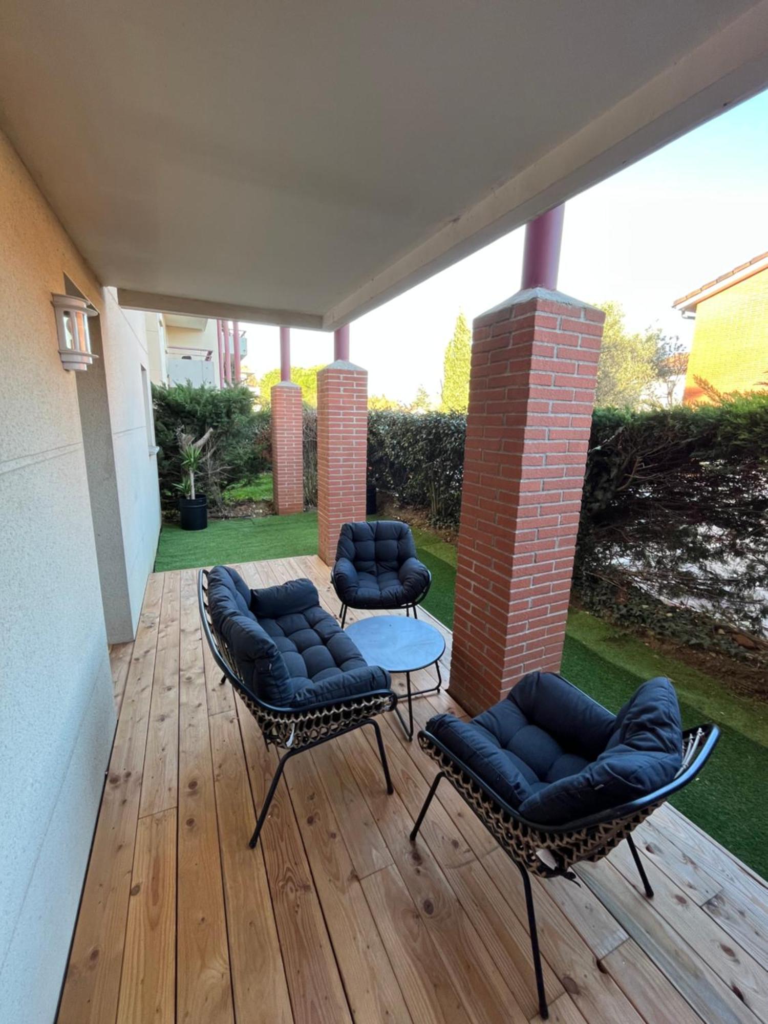 Charmant Appartement Тулуза Экстерьер фото